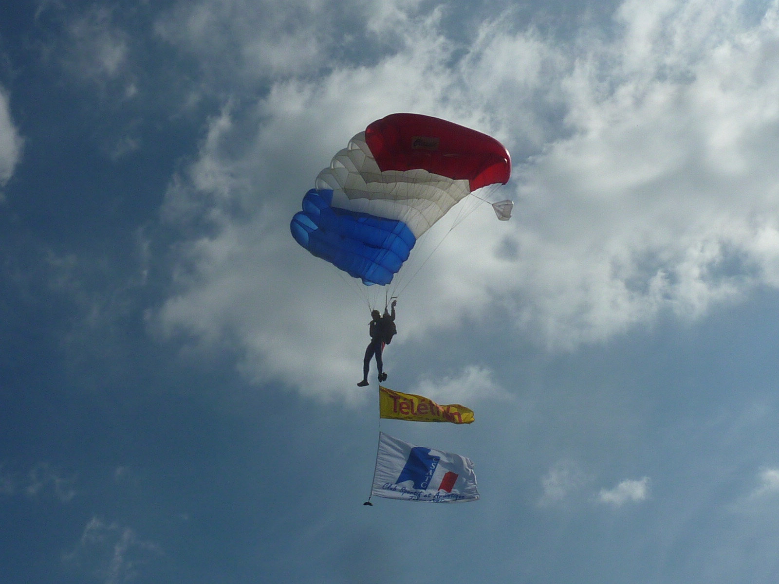 Parachutisme Tours - CSA Tours Centre